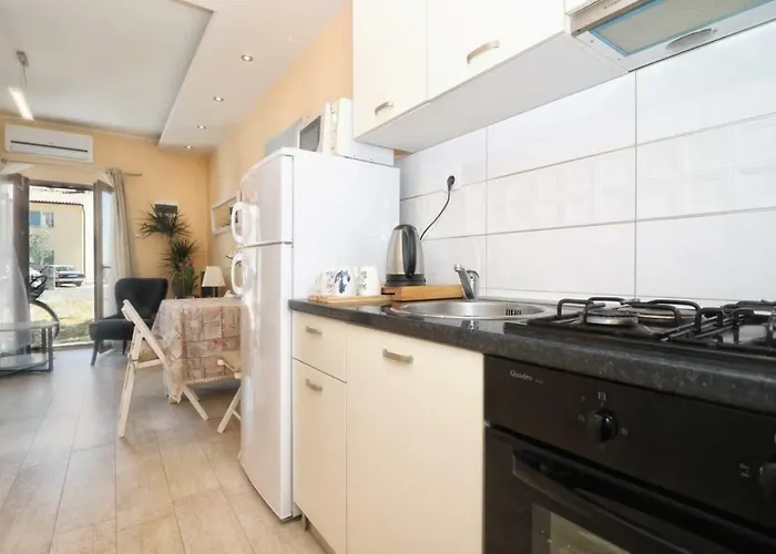 Sweet Corner Apartment
