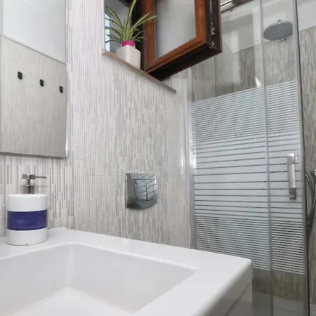 Sweet Corner Apartment
